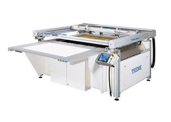 3/4-automatic, flatbed, shuttle table screen printing machine with automatic take-off system